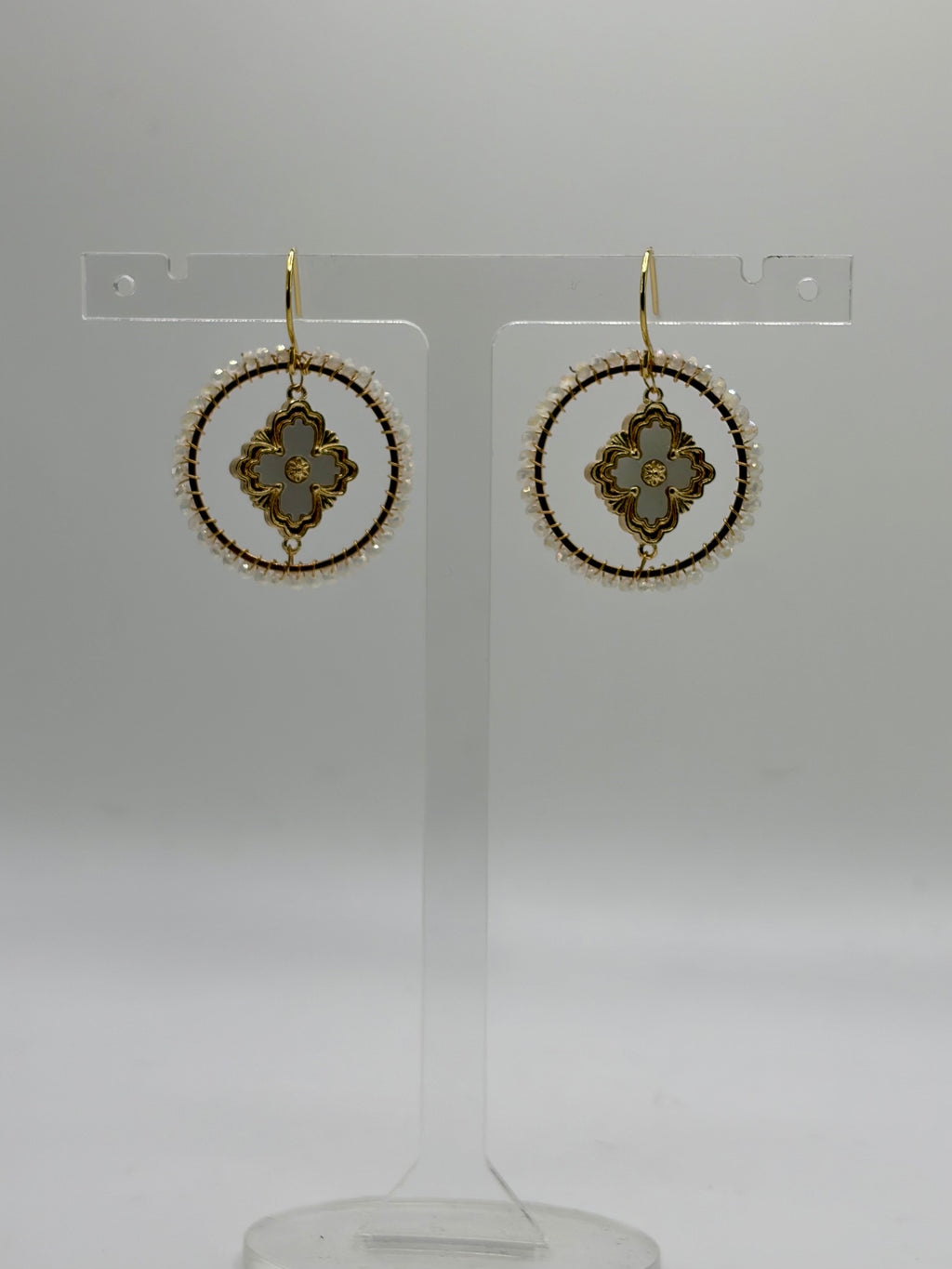 Medium Embellished clover earrings