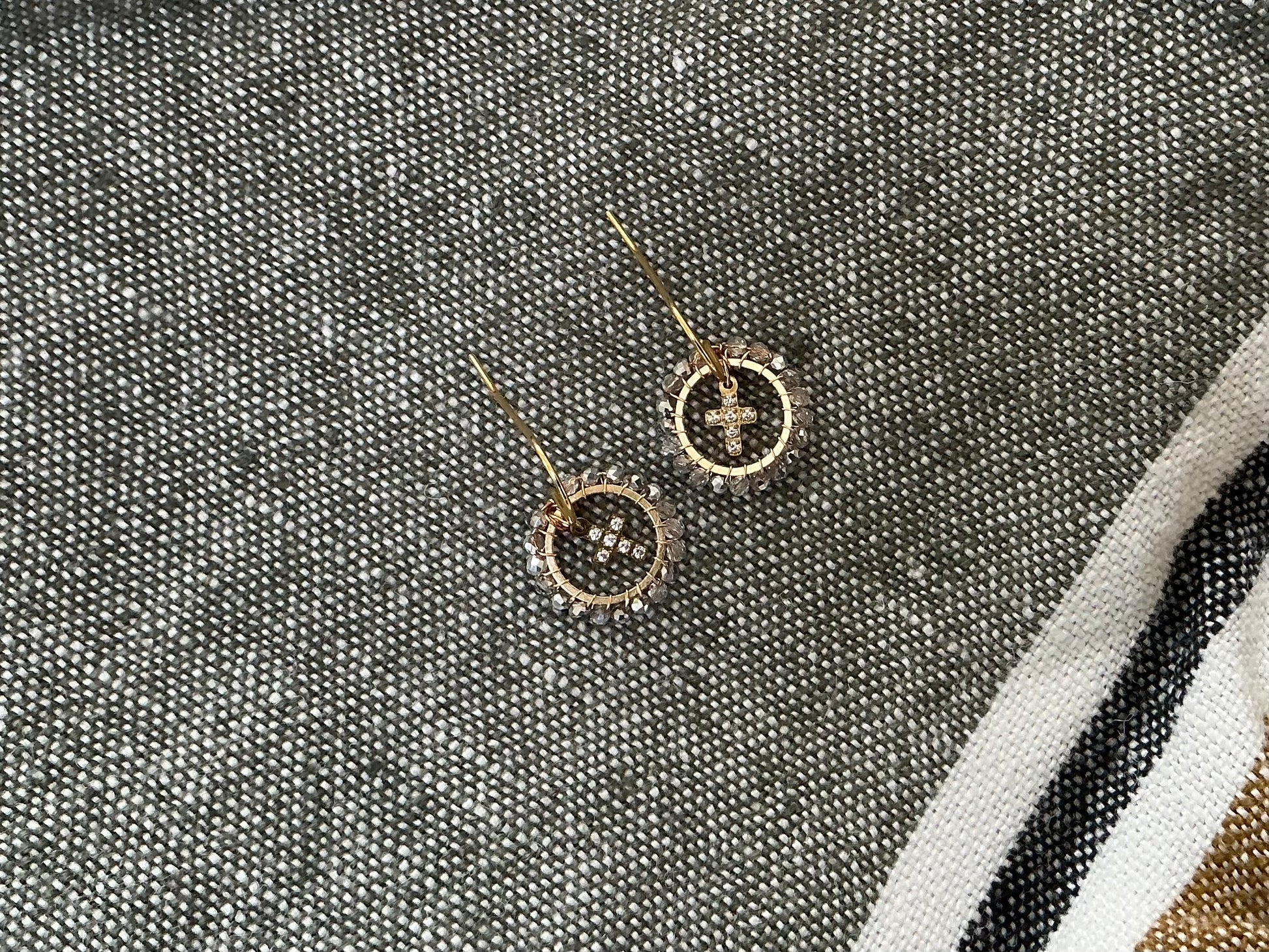 Mini cross earrings