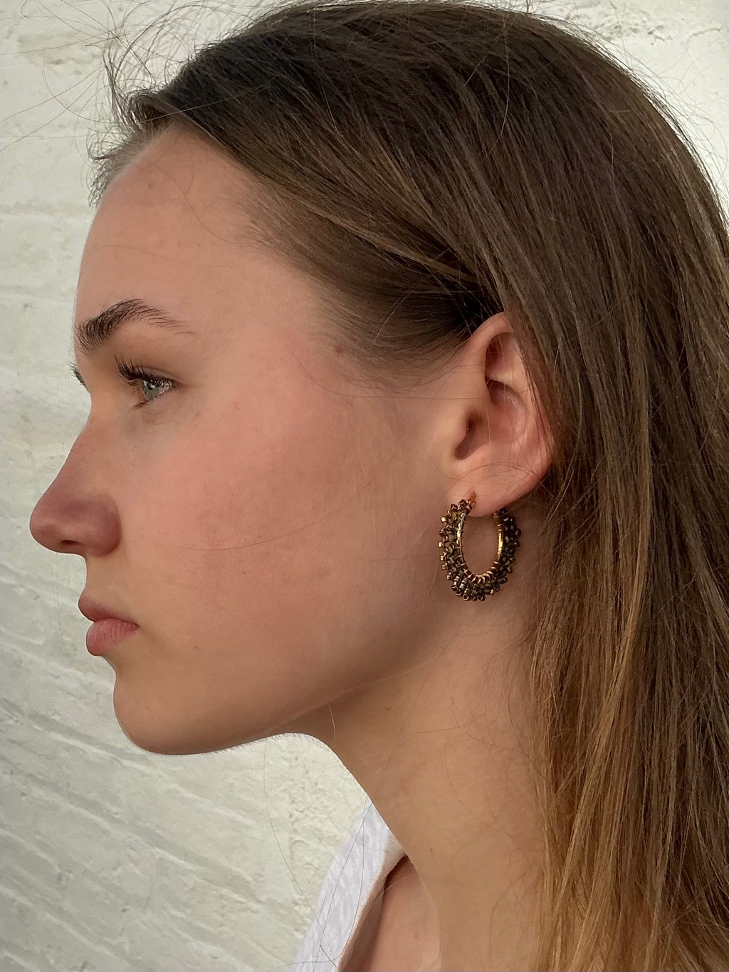 Small ombré hoop earrings