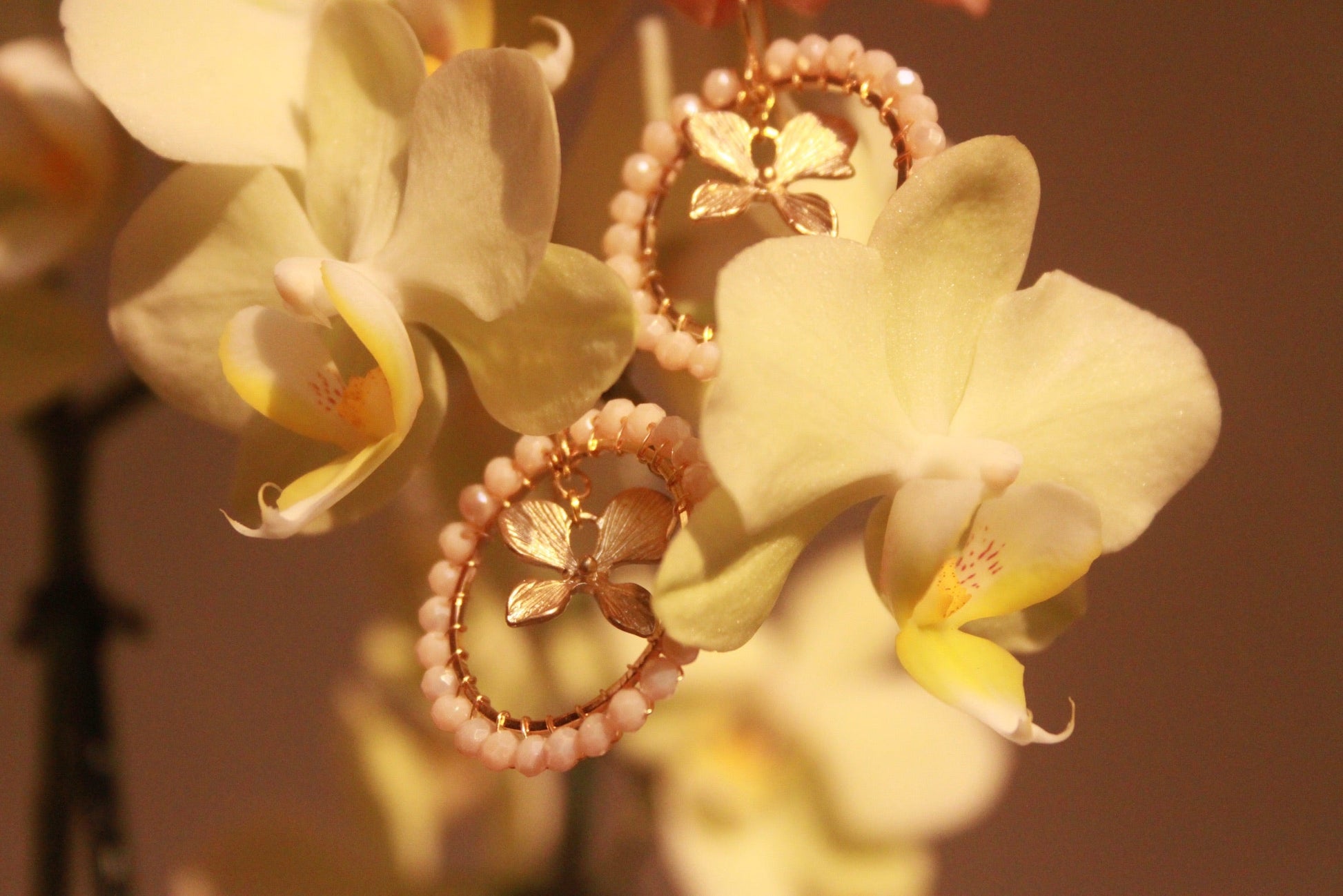 Medium Orchid Blush earrings