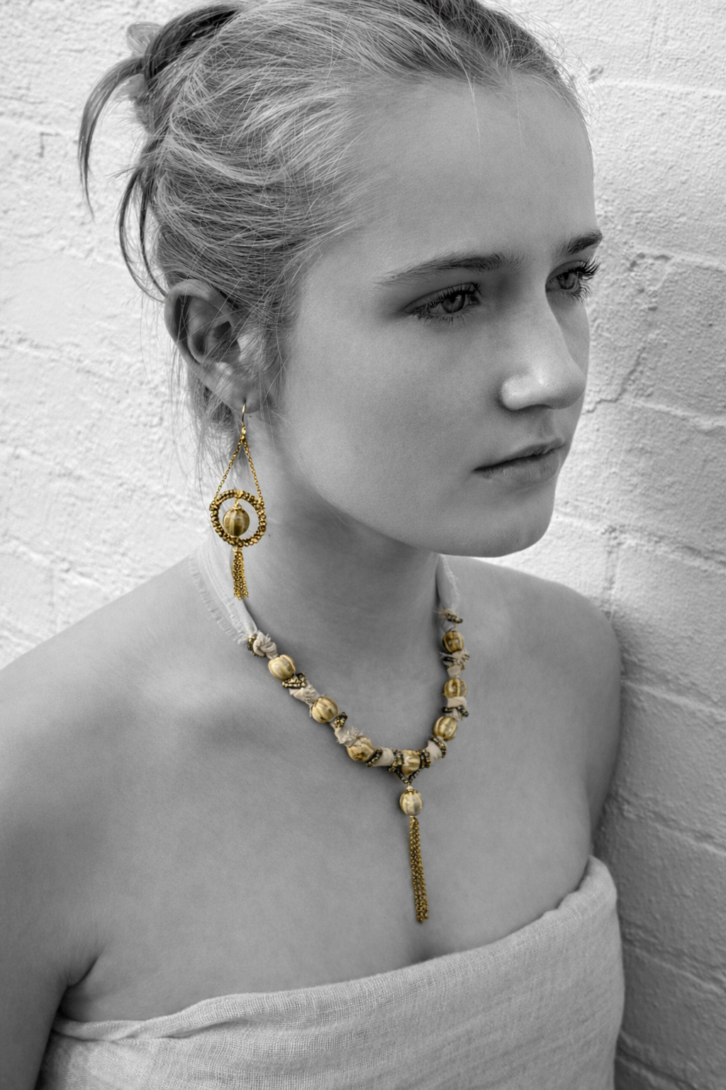 Linen Anna ceramic beaded chiffon tie necklace