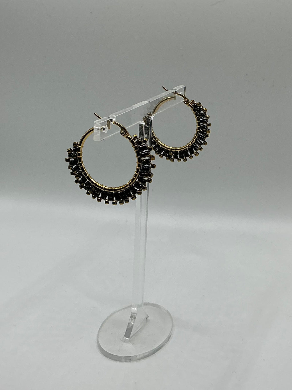Valentina medium ombré beaded hoop earrings