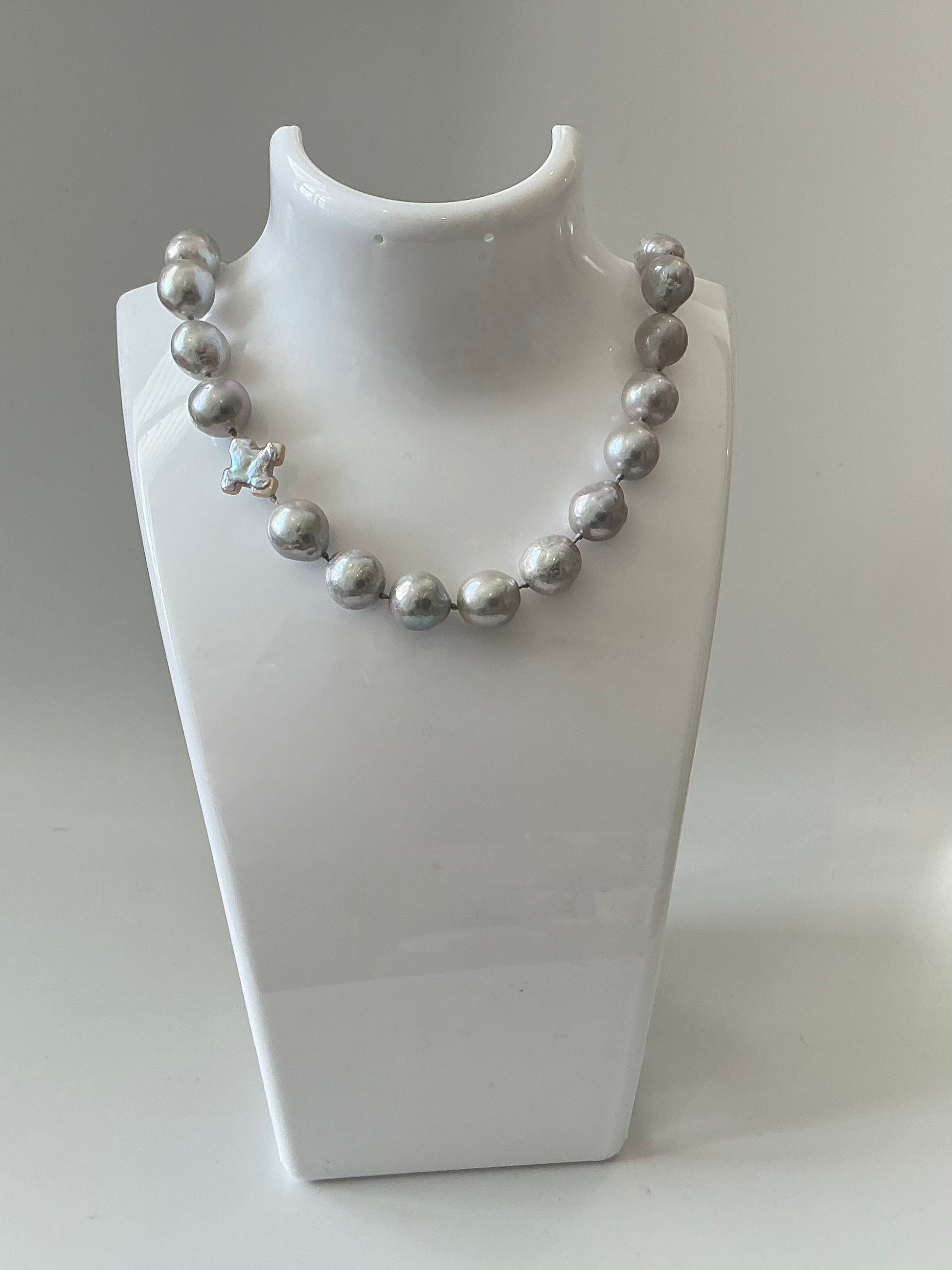 Melissa grey pearl and cross necklace
